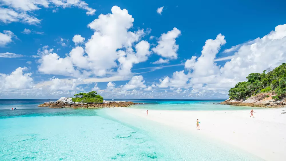 Racha Noi Island