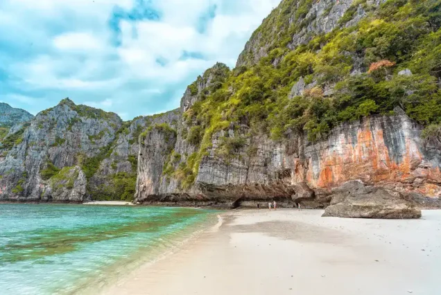 Maya bay beach