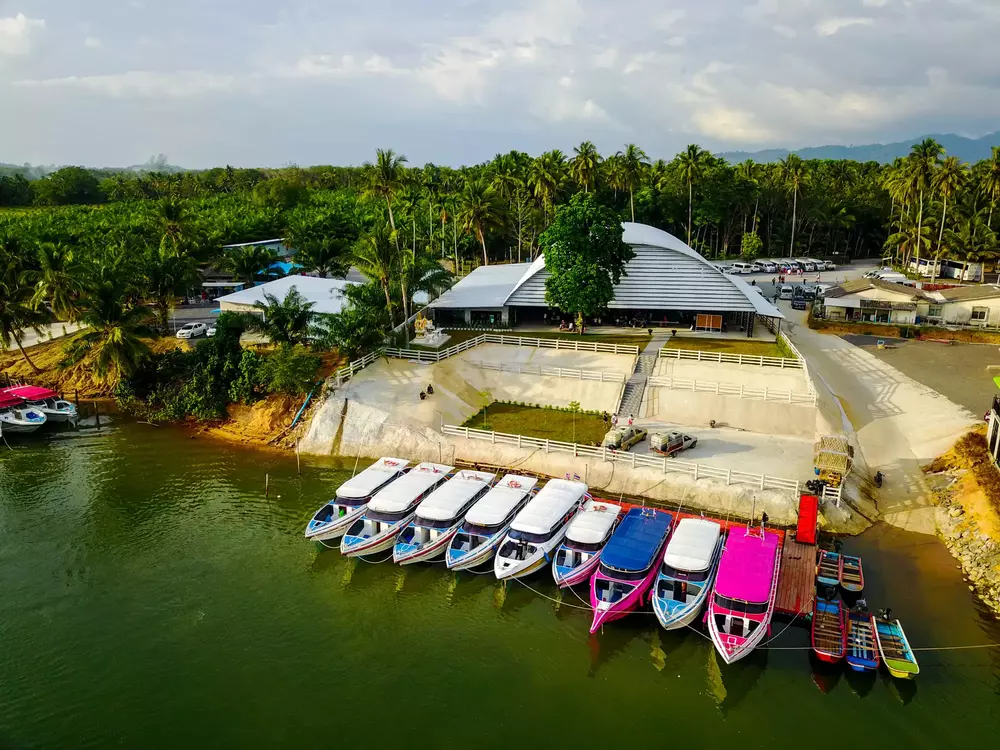 Pier of the Speedboat