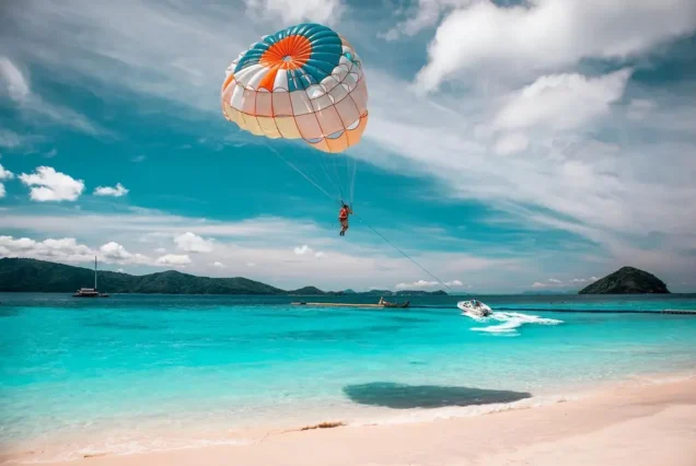 parasailing on coral island