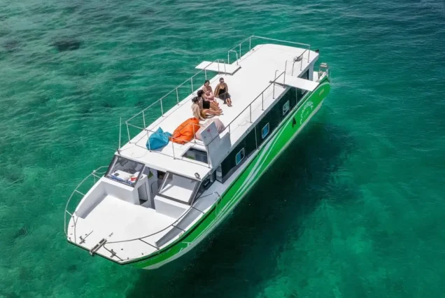 Starbuck Speed Catamaran