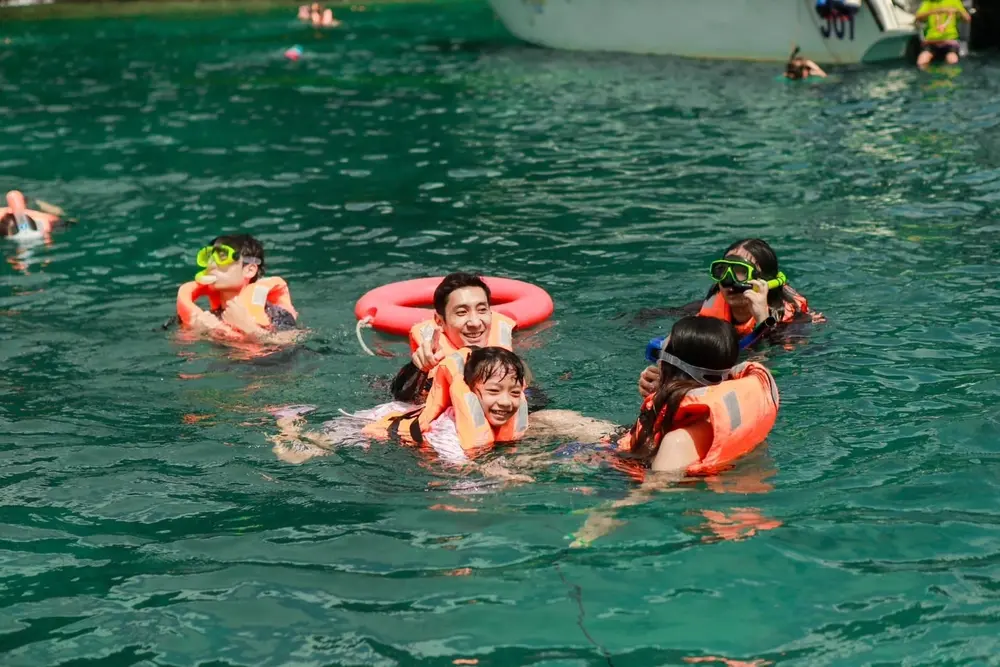 Snorkeling Coral Island