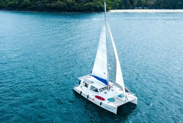 Aeolos Catamaran