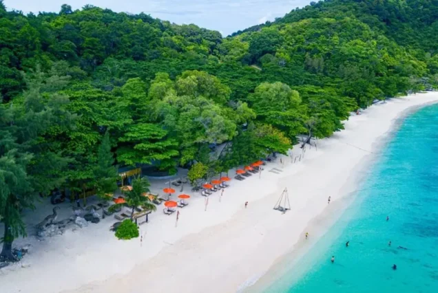 Coral Island, Kahung Beach