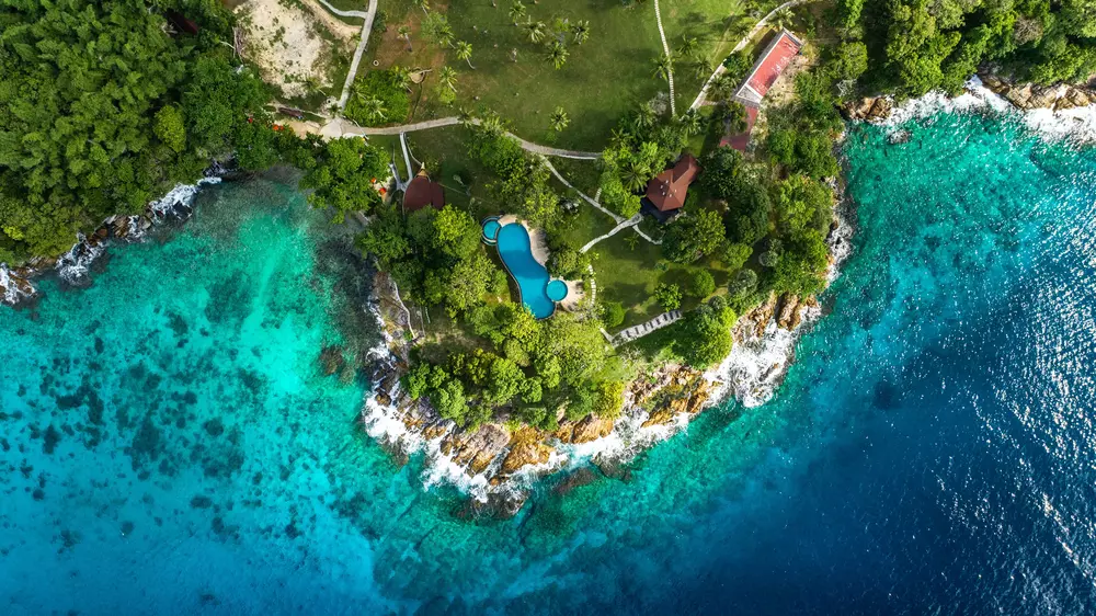 Ban Raya Hotel, Racha island