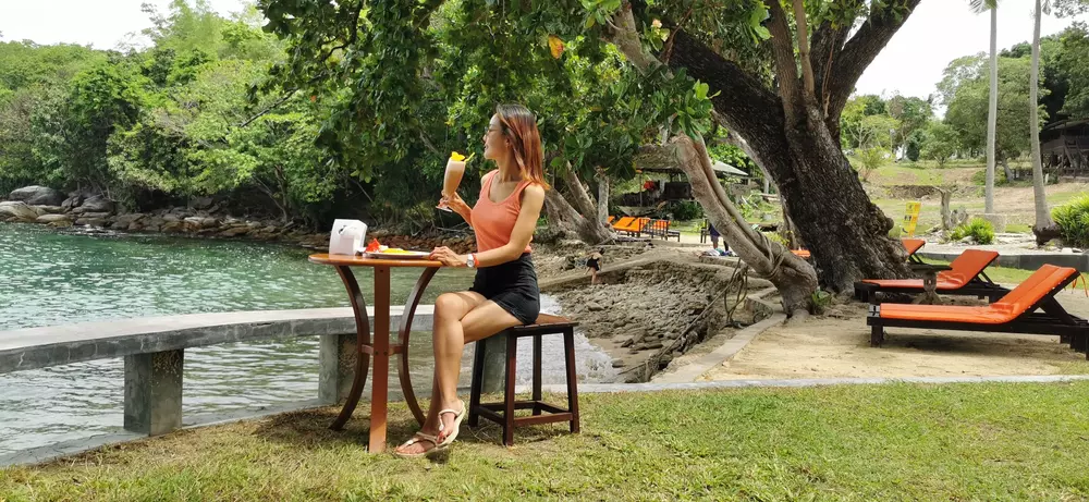 Ban Raya Hotel, Racha island