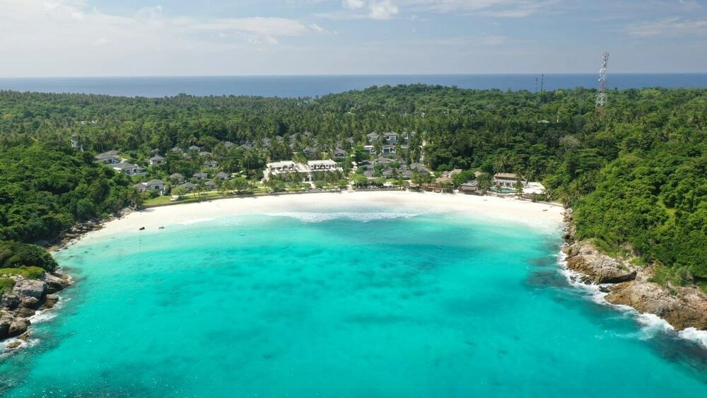 Patok Bay of Racha Island