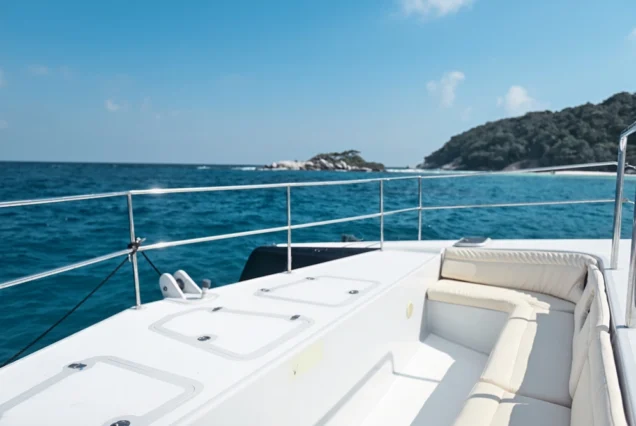 Vibes Catamaran Viewing Deck