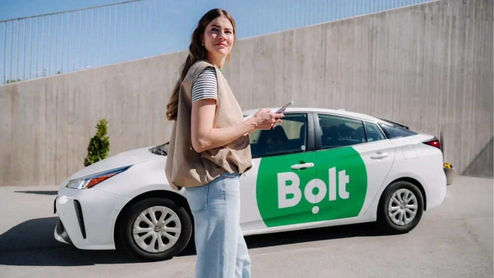 Bolt app showing online taxi options in Phuket