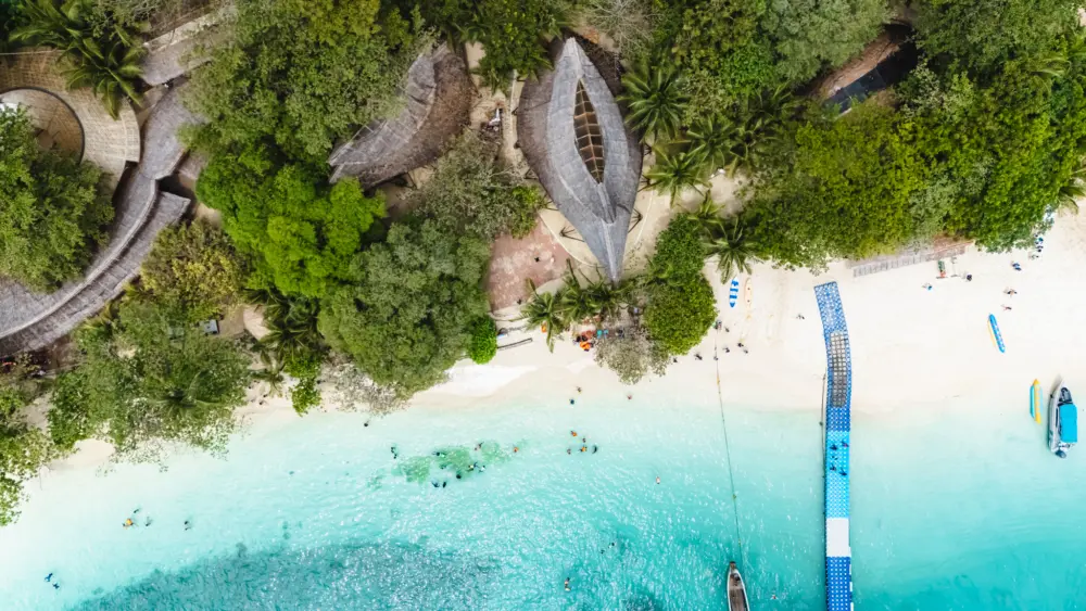普吉岛珊瑚岛 Banana Beach 航拍景色与海滩