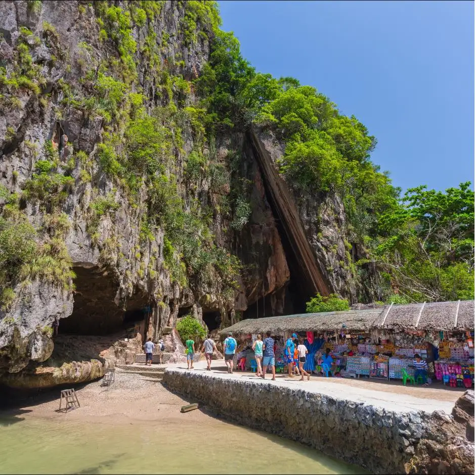 Khao Phing Kan visitor area during a James Bond Island day trip