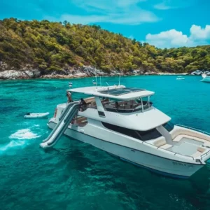 Moonlight Luxury Catamaran Phi Phi Maya Bay and Maithon Island tour