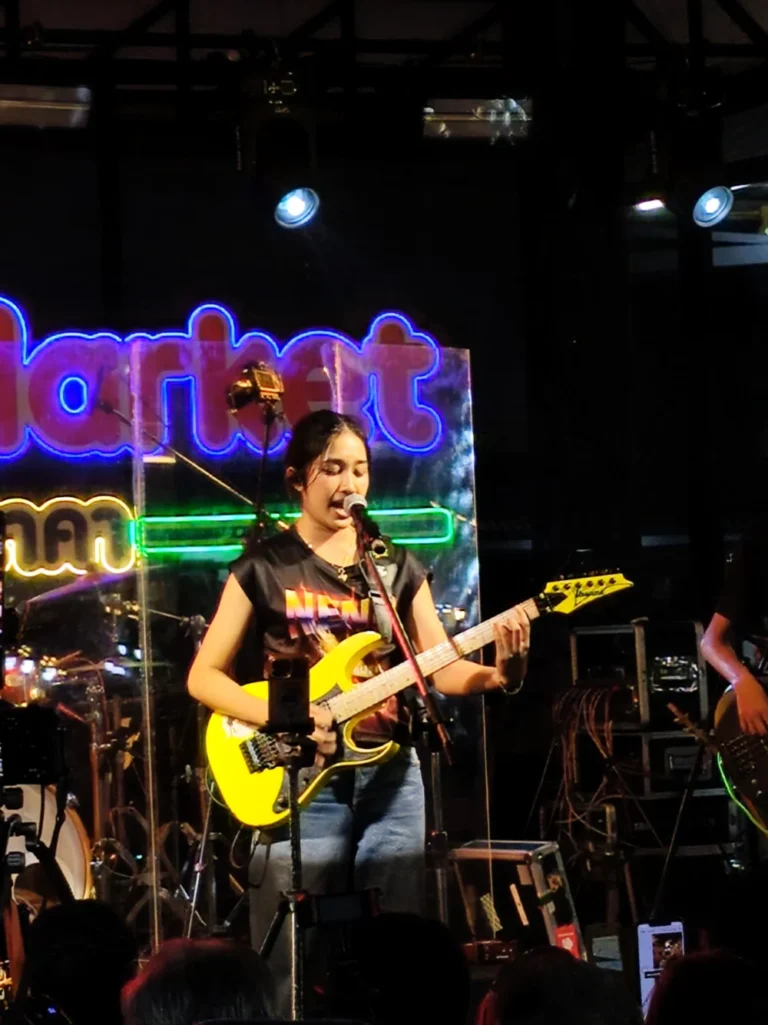 Before the AGT Final: Watching Nene Royal Live on a Rainy Night at Naka Market