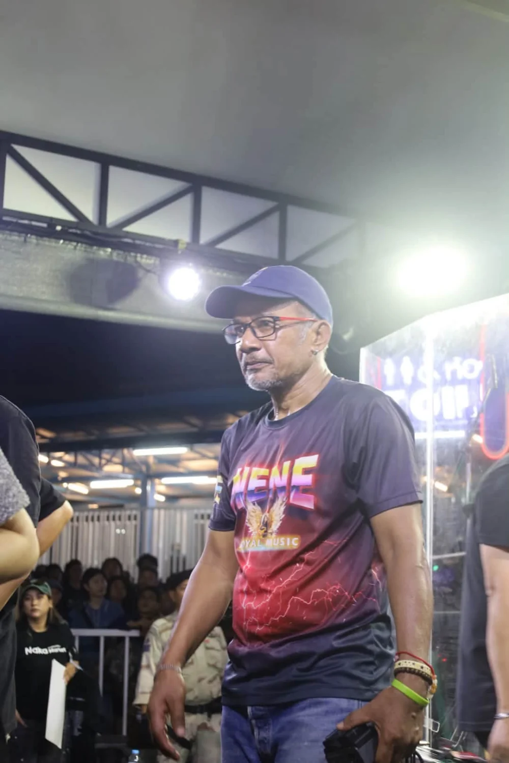 Nene Royal’s father at her Naka Market performance in Phuket on 12 September 2026