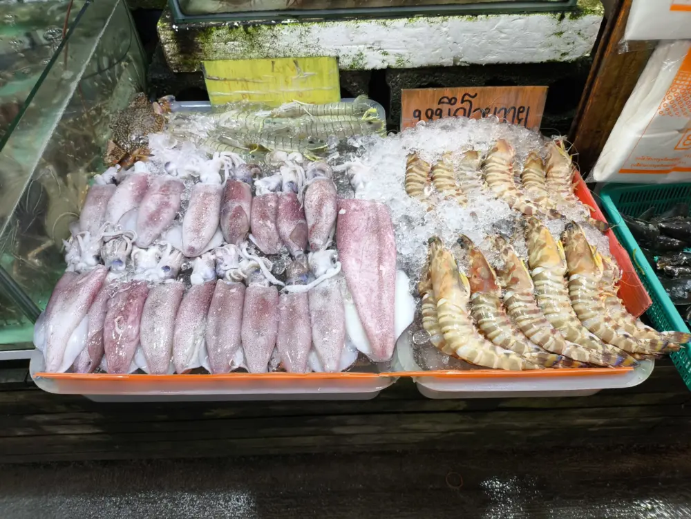 普吉岛南部拉威海鲜市场