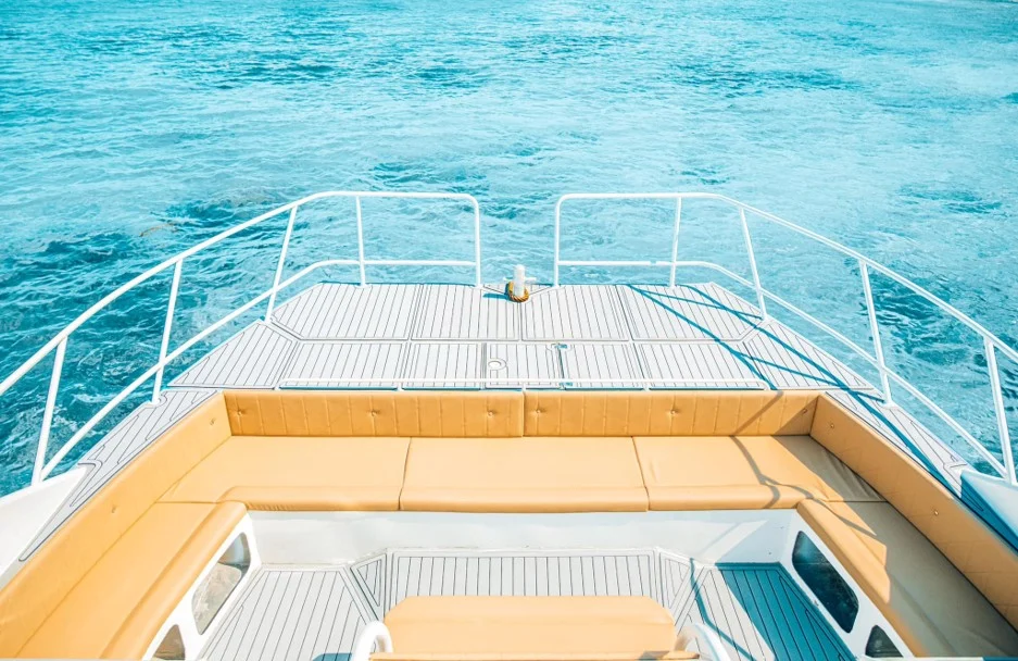 U-shaped bow sofa on the Seastar Rainbow power catamaran