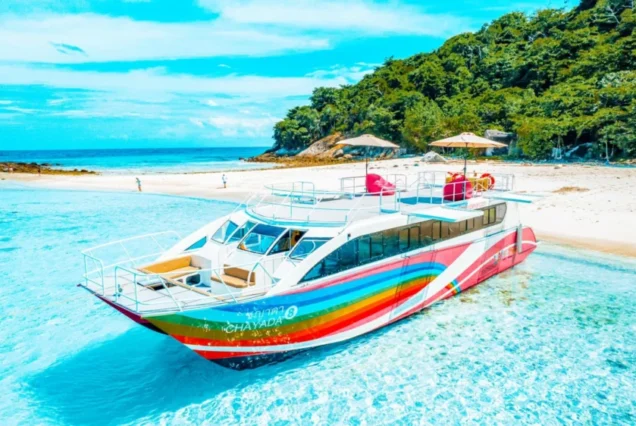 Seastar Rainbow power catamaran beside a Similan Islands beach